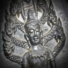 หลวงปู่ทิมปรกแปดรอบเนื้อเงินโบว์แดงที่1พันธ์ทิพย์