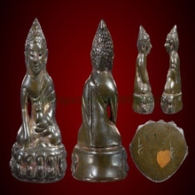 พระกริ่งวัดประสาท พิมพ์หน้าฝรั่ง ตอกโค๊ต อุ 2โค๊ต สวยเดิม