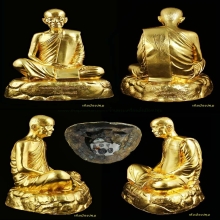 พระบูชารูปเหมือนฐานภูเขารุ่นแรก๙นิ้วปิดทองกรรมการ