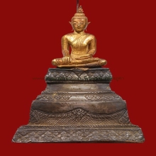 พระบูชาสมัยอยุธยาเนื้อทองคำ หน้าตัก 1.5 นิ้ว 
