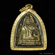 พระพุทธชินราชอินโดจีนหน้าพระประธาน