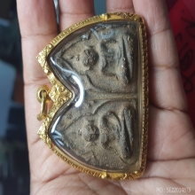 พระขุนแผนกรุวัดบ้านกร่าง พลายคุ่หน้ายักษ์ พร้อมเลี่ยมทอง