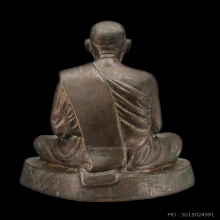 องค์ที่2 พระบูชาหลวงปู่ชอบ ฐานสโม พิมพ์ ๒๔๑๗  ปี พ.ศ.2517