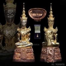 พระแก้วมรกตสามกษัตริย์ครับ