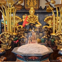 องค์จตุคามรามเทพ...เหรียญนาคปรกจตุคามสะท้านฟ้าโภคทรัพย์ ปี48