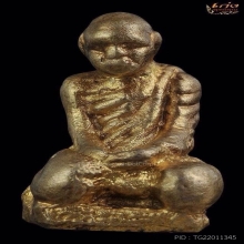รูปเหมือนพับเพียบเนื้อเงิน