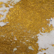 ลูกอมบรอนส์ฝุ่น ผงพรายกุมาร ลป.ทิม วัดละหารไร่ ปี17 สวยแท้จบ