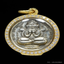 พระปิดตาพังพระกาฬ ปี32(รุ่นแรก)เนื้อเงิน(สวยแชมป์)