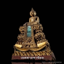 พระพุทธรูปไม้แกะสมัยอยุธยา ราชวงศ์บ้านพลูหลวง และปราสาททอง