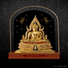 พระพุทธชินราชจำลอง ฐานลายสองชั้น ด้านหน้าอกเลาบนผ้าทิพย์ 5
