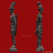 รูปหล่อยืนสมเด็จพระเจ้าตากสิน เนื้อนวะโลหะ ปี 18