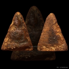 พระนางพญา พิมพ์อกนูนเล็ก กรุวัดนางพญา พิษณุโลก