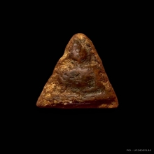 พระนางพญา พิมพ์อกนูนเล็ก กรุวัดนางพญา พิษณุโลก