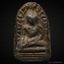 พระรอด วัดมหาวัน พิมพ์ใหญ่