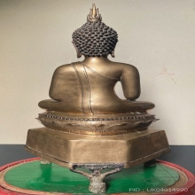 พระบูชาสมัยเชียงแสน หน้าตัก8