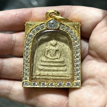 องค์ดารา พระสมเด็จวัดระฆัง พิมพ์ใหญ่ จักรพรรดิของพระเครื่อง