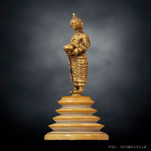รัชกาล ปางอุ้มบาตร​ (เนื้อทองคำ)​ ฐานRา