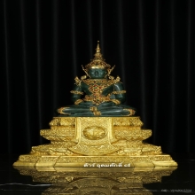 พระแก้วมรกต ภปร. รุ่นแรก ปี 2547