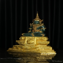 พระแก้วมรกต ภปร. รุ่นแรก ปี 2547