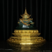 พระแก้วมรกต ภปร. รุ่นแรก ปี 2547