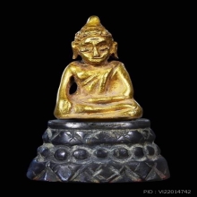 พระยอดธงอยุธยาเนื้อทองคำ