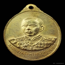 หลวงพ่อเงินหลังกรมหลวงชุมพรปี2515สวยเดิมๆกะไหล่เต็มๆ