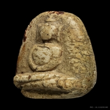 พระสมเด็จ วัดพลับ พิมพ์สมาธิเข่ากว้าง