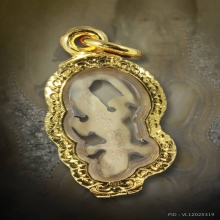 จิ้งจกสาริกาหลวงปู่หน่าย ตลับทองฝังเพชร