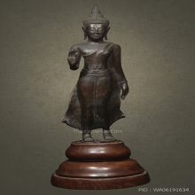 พระพุทธรูปสมัยสุโขทัยกำแพงปางลีลา
