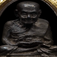 รูปหล่อหลวงพ่อทวด วัดช้างให้ รุ่นเบตง 2