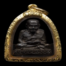 รูปหล่อหลวงพ่อทวด วัดช้างให้ รุ่นเบตง 2