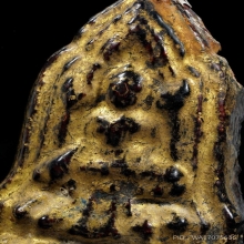 พระโคนสมอ ลงรักหนาๆปิดทอง