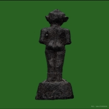 ไอ้ไข่ วัดเจดีย์ ไม้งิ้วดำแกะ รุ่นแรก ปี56