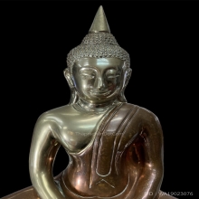 พระบูชาพระพุทธโสธร รุ่นประวัติศาสตร์ตำรวจ๘๐ปี พ.ศ.2538 