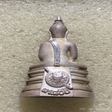 พระพุทธโสธร รุ่น๘๐ปี กรมตำรวจ เนื้อเงิน 