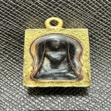 พระท่ากระดานน้อยกรุวัดศาลเจ้า ราชบุรี