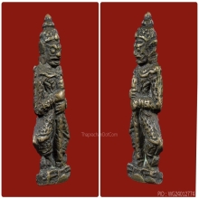 ท้าวเวสสุวรรณ เจ้าคุณศรี(สนธิ์) วัดสุทัศน์ฯ พิมพ์ฐานผ้าทิพย์