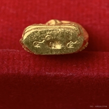 พระทองคำ** เหรียญพระรอดมหาวัน ปี2539  เนื้อทองคำ