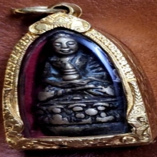 พระกริ่งหน้าอินเดีย วัดสุทัศน์ฯ(แต่งหน้าใหม่) กรุงเทพฯ