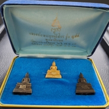 พระชัยวัฒน์ หลวงพ่อโสธร รุ่น ญสส ปี ๒๕๓๓ 