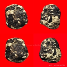 พระปิดตาหลวงปู่ยิ้ม วัดหนองบัว พิมพ์แข้งซ้อน เนื้อผงพุทธคุณ