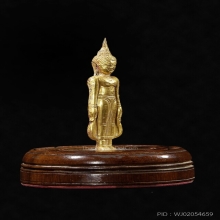 พระยืนเปิดโลกบุทองคำสมัยสุโขทัย 