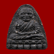 พระหลวงปู่ทวดเนื้อว่าน พิมพ์ใหญ่ ปี24