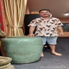 โอ่งน้ำเขียวไข่กา