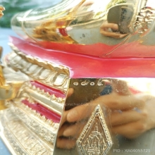 พระพุทธชินราช รุ่นปฏิสังขรณ์ ปี 35  ภปร. กะไหล่ทอง 9 นิ้ว