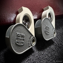 ZEISS เขียวเขียวม้า ไข่ปลาเต็ม