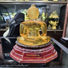 พระบูชา รุ่นแรก วัดธรรมกาย   ปี2518  ตัก9นิ้ว