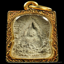 พระผงของขวัญหลวงพ่อสดวัดปากน้ำภาษีเจริญรุ่นหนึ่งเลี่ยมทอง