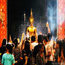 พระทองคำ**หลวงพ่อพระใส รุ่น เสาร์5 ปี 2536 เนื้อทองคำ