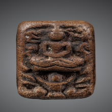 หลวงพ่อปานขี่ครุฑกลาง